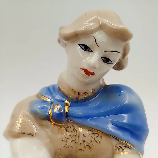 Фарфоровая статуэтка "Иванушка и царевна-лягушка" авторства Л.П. Азаровой, Гжель, СССР, 1950-1960 гг. - View 2