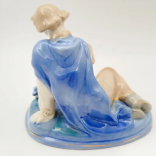 Фарфоровая статуэтка "Иванушка и царевна-лягушка" авторства Л.П. Азаровой, Гжель, СССР, 1950-1960 гг. - View 4