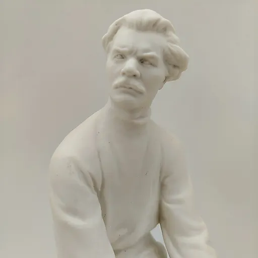 Фарфоровая статуэтка Максима Горького авторства В.Г. Стамова, ЛФЗ, СССР, 1950-1960 гг. - View 2