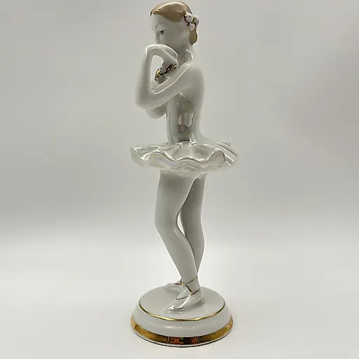 Фарфоровая статуэтка "Балерина с цветком" О. С. Артамоновой, ДФЗ Вербилки, СССР, 1950-е - View 3