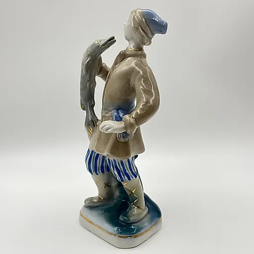 Фарфоровая статуэтка "Емеля со щукой" авторства Т. Н. Сапожниковой, Турыгинский завод (Гжель), СССР, 1970-1990 гг. - View 5