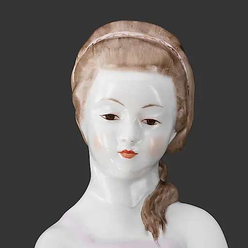 Фарфоровая статуэтка «Юная балерина» по детскому образу актрисы Т.Л. Пилецкой, скульптор А.Ф. Пахомов, роспись Е.Н. Лупанова, ЛФЗ, СССР, 1950-1960-е гг. - View 2