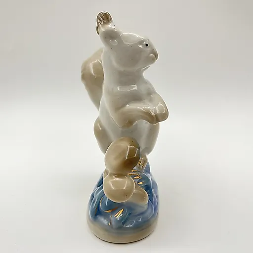 Фарфоровая статуэтка "Белка" скульптора Бессарабовой, Турыгинский завод (Гжель), СССР, 1950-1960-е годы - View 2