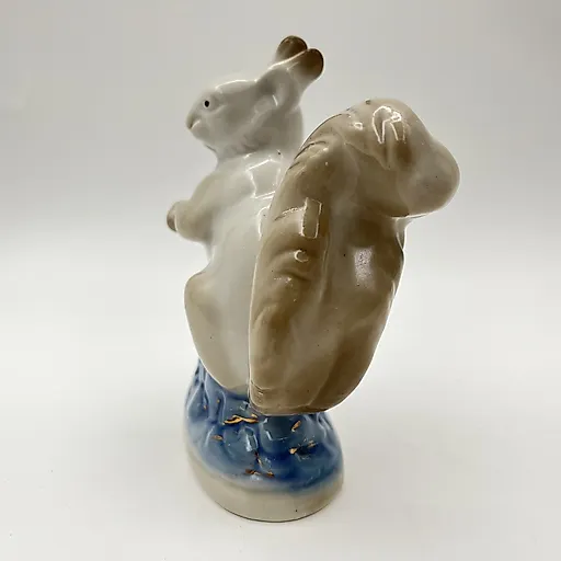 Фарфоровая статуэтка "Белка" скульптора Бессарабовой, Турыгинский завод (Гжель), СССР, 1950-1960-е годы - View 4