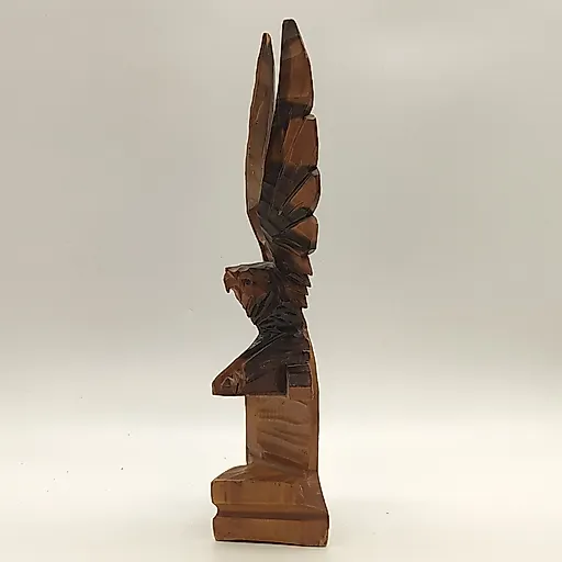 Резная деревянная статуэтка Орёл с лаковым покрытием, СССР, 1970-1990 годы - View 2