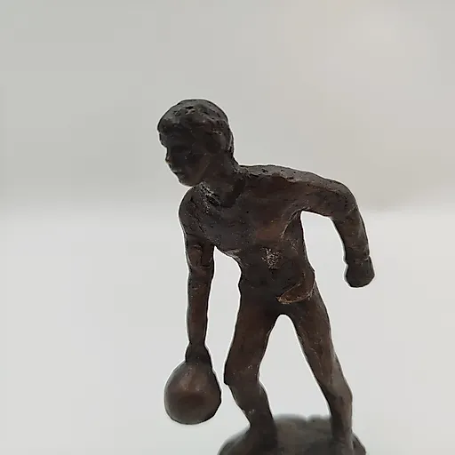 Бронзовая статуэтка "Игра в мяч" (Боулинг), литьё, Европа, 2010-е - View 3