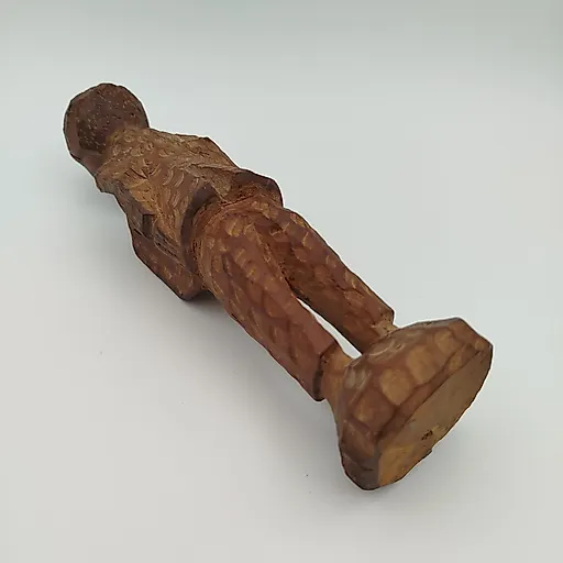 Резная деревянная статуэтка мужчины, африканское искусство, 1980-2010 гг. - View 5