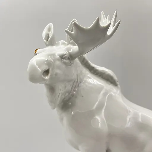 Фарфоровая статуэтка "Лось" скульптора Воробьёва, ЛФЗ СССР - View 2