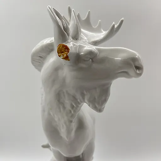 Фарфоровая статуэтка "Лось" скульптора Воробьёва, ЛФЗ СССР - View 3