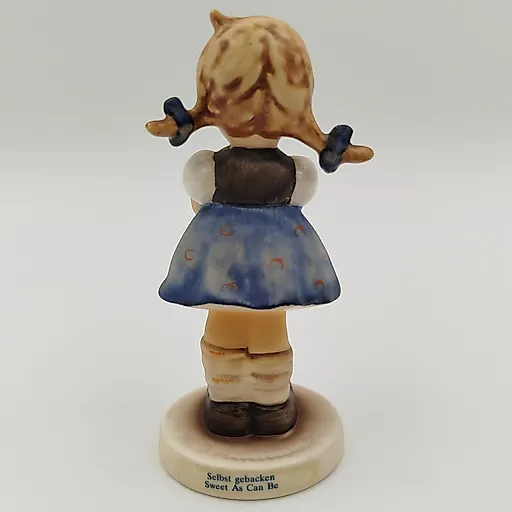 Фарфоровая статуэтка "Самой сладенькой" от Goebel, Германия, 1993-1994 гг. - View 2