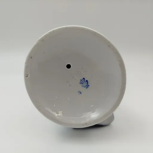 Фарфоровая статуэтка "Женщина со свечой" ("Перед сном") от VEB Porzellanfiguren Lippelsdorf, ГДР, 1970-1990 гг. - View 6