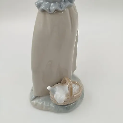Фарфоровая статуэтка "Девочка с щенком" от NAO Porcelain, Испания, 1970-1990-е - View 7