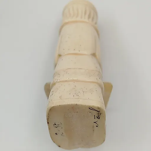 Резная костяная статуэтка "Гусляр", советская скульптура 1960-1980 гг. - View 6