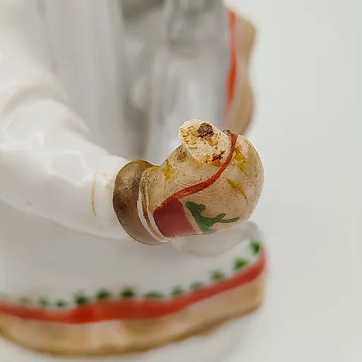 Фарфоровая статуэтка "Якутка с севрюгой" ЛФЗ, СССР, 1950-1960 гг. - View 6