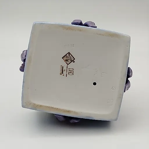 Фарфоровая статуэтка «Кролики в коробке» NAO Porcelain, Испания, 1988-2000 - View 3