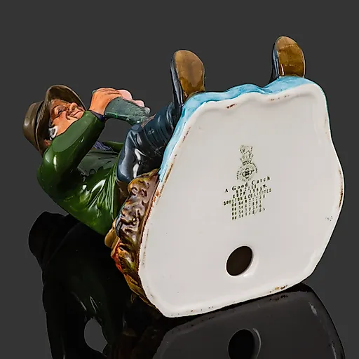 Статуэтка «Хороший улов» Royal Doulton, фарфор, рыбак, Великобритания, 1965-1986 - View 4