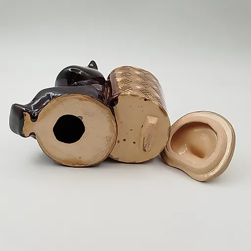 Фаянсовая статуэтка «Медведь с кузовком» Гжель, СССР, 1950-1970 - View 5