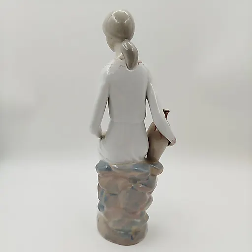 Фарфоровая статуэтка «Девушка с вазой», Casades, Испания, 1970-1990 - View 4
