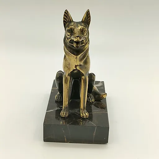 Статуэтка овчарки на постаменте, металл, камень, золочение, Западная Европа, 1970-1990 - View 2