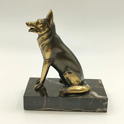 Статуэтка овчарки на постаменте, металл, камень, золочение, Западная Европа, 1970-1990 - View 3