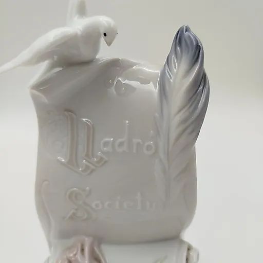 Фарфоровая плакетка Lladro с голубем и розой, 1998 - View 5