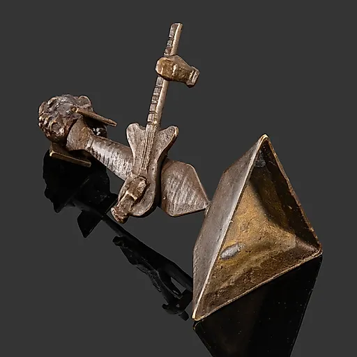 Бронзовая статуэтка гитариста, Европа, 1970-1990 гг. - View 4
