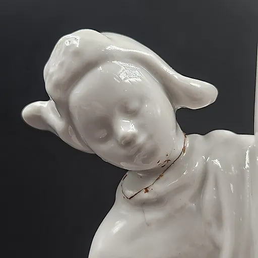 Фарфоровая статуэтка «Лыжник» ЛФЗ, СССР, 1950–1970 гг. - View 3
