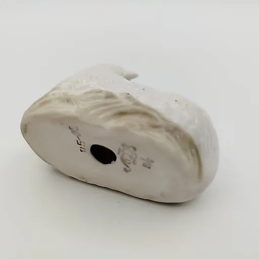 Статуэтка «Овечка» из фарфора, скульптор Э.И. Еропкина, ЛФЗ, СССР, 1960-1980-е гг. - View 4