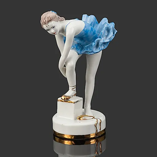 Фарфоровая статуэтка «Юная балерина» Н.А. Малышевой, Дулёво, 1959 - View 2