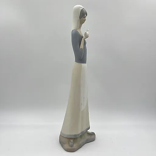 Фарфоровая статуэтка «Девушка с голубем» в стиле Lladro, Испания, 1970-1978 - View 5