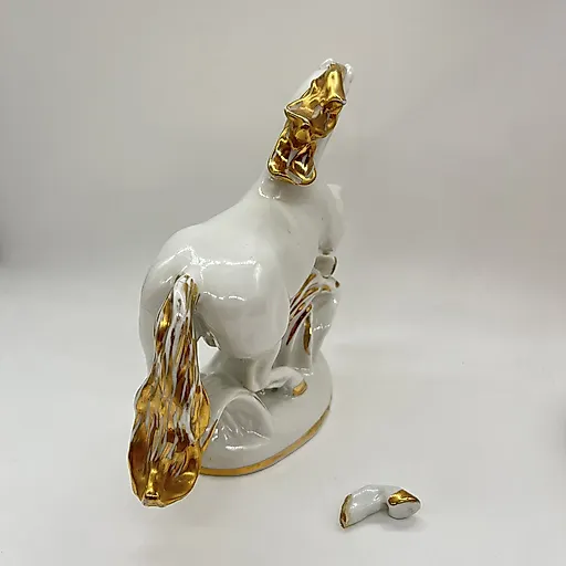 Фарфоровая статуэтка «Конь-огонь» И.С. Ефимова, ЛФЗ, СССР, 1960-1980 гг., под реставрацию - View 3