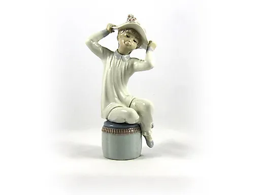 Девочка с шляпой