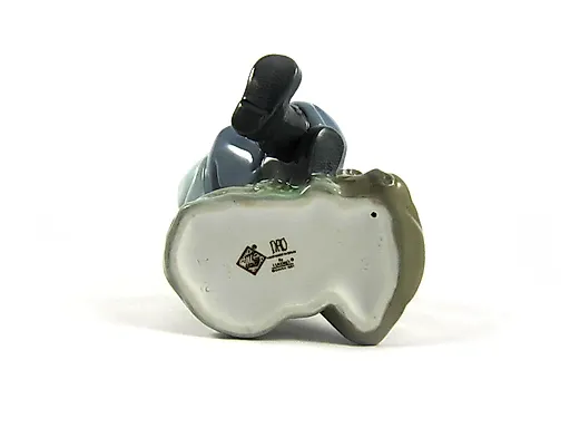 Мальчик с кроликом Lladro - View 3