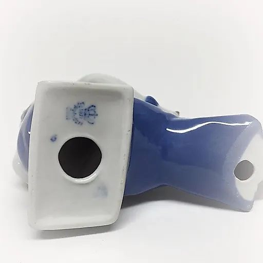 Мальчик с корабликом - View 3