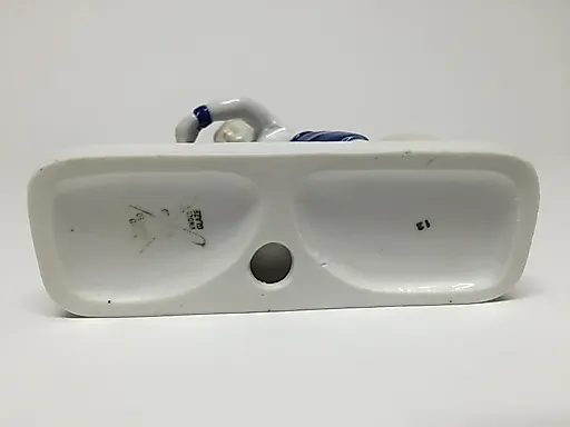 Мальчик на самокатe - View 3