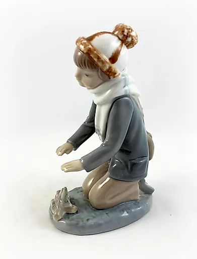 Мальчик у костра - View 2