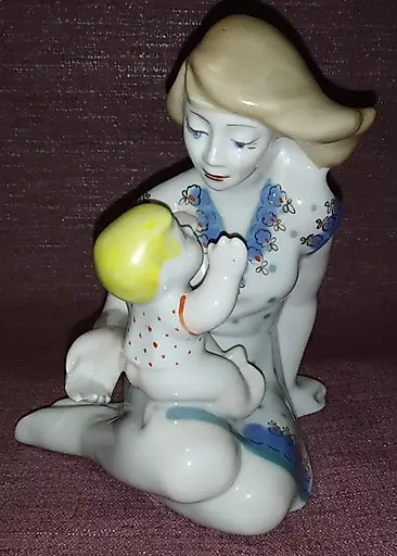 Материнство