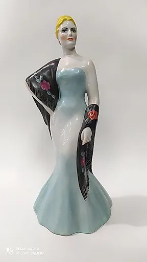 Оперная Певица Левко