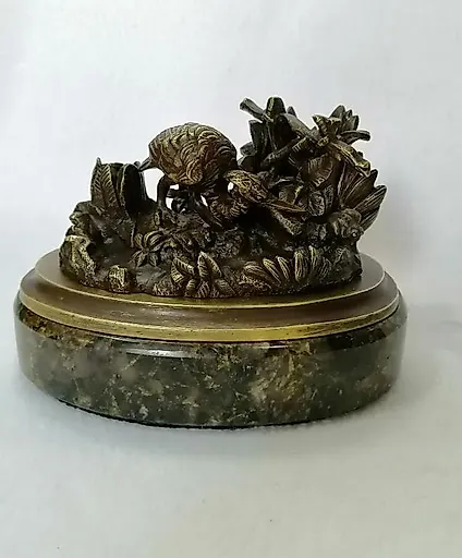 Карандашница. Цапля и лягушка