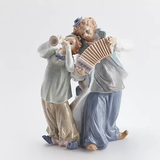 Статуэтка "Пара клоунов с музыкальными инструментами"