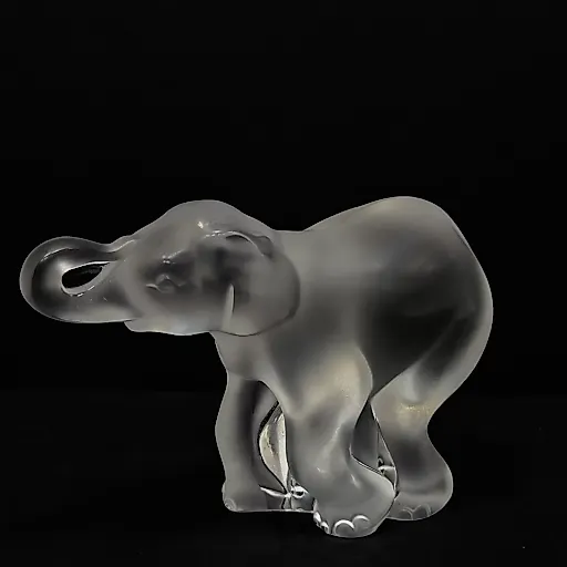 Статуэтка Слоненок