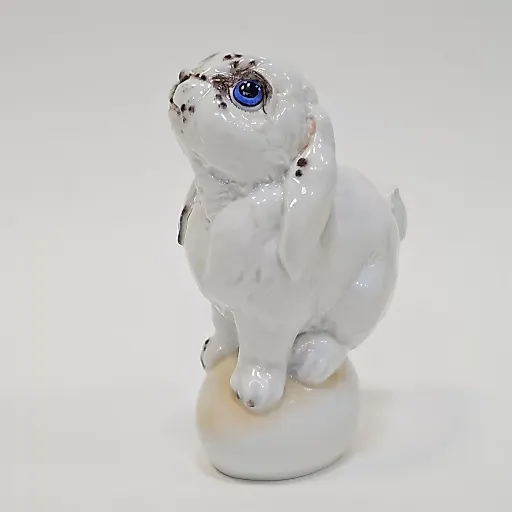 Статуэтка Кролик с яйцом Donna