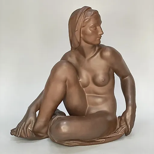 Скульптура Созерцающая Майсен, яшмовый бетгеровский красный фарфор, Германия, 1940г