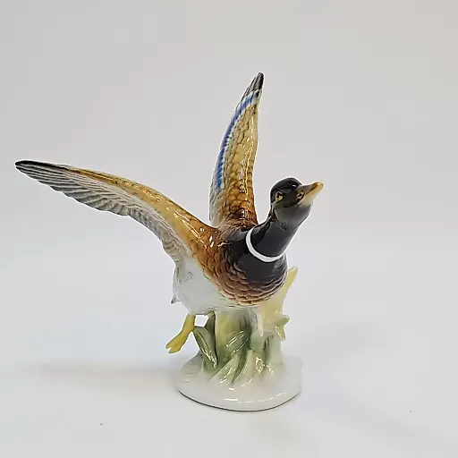 Статуэтка Парящая утка Карл Энс 1900-1910 Роспись полихромная надглазурная
