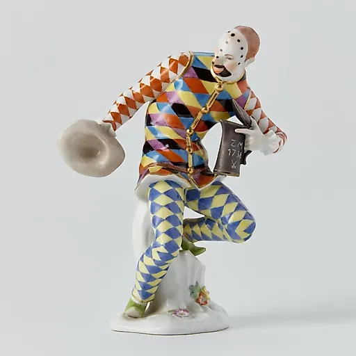 "Арлекин" Скульптор И.И.Кендлер.