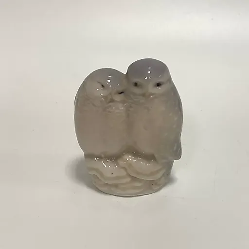 Коллекционная фарфоровая статуэтка "Совы"