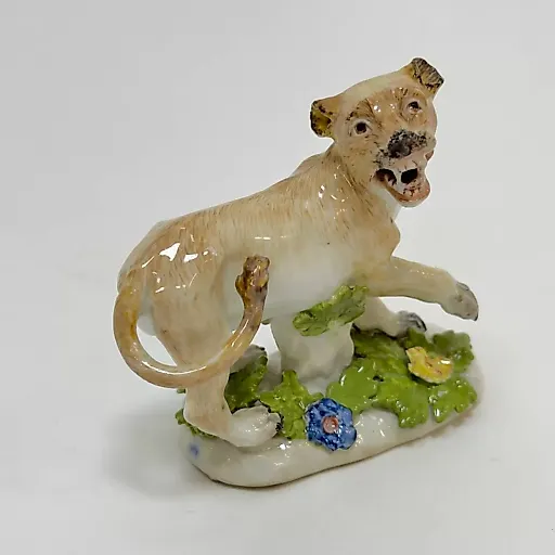 Фигурка "Лев" 1750е г