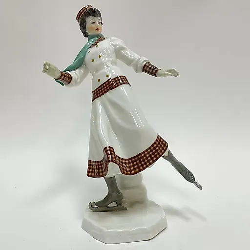 Статуэтка "Фигуристка" около 1910 г