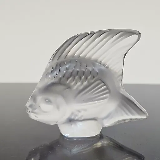 Хрустальная рыбка светлого оттенка