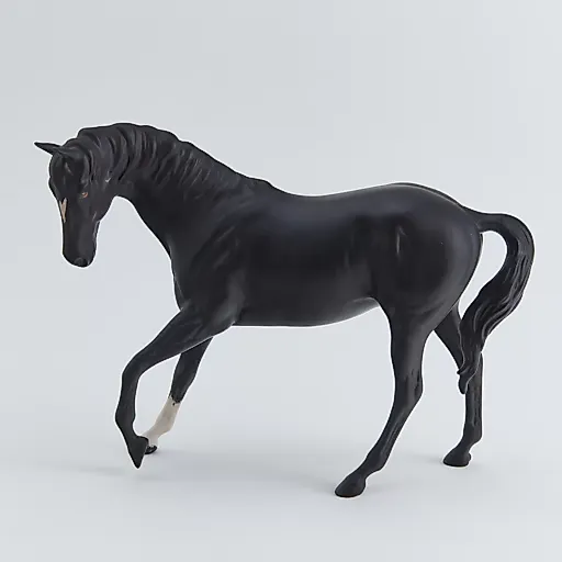 Статуэтка Черная лошадь